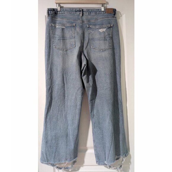 NEW AE | Stretch Curvy Super High-Waisted Baggy Straight Jean (20-Reg) - Picture 5 of 12
